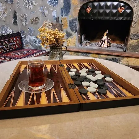 Eleia - Olive Garden & Stone House شقة بودروم